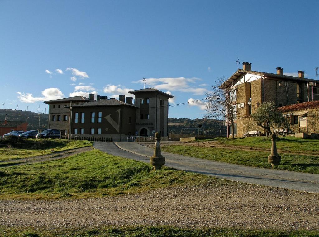 Hotel Rural Valdorba Sansoain Luaran gambar